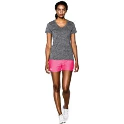UNDER ARMOUR Women's Tech Twist V-Neck Tee -Nicestyle Shop 2009255 030 alt2
